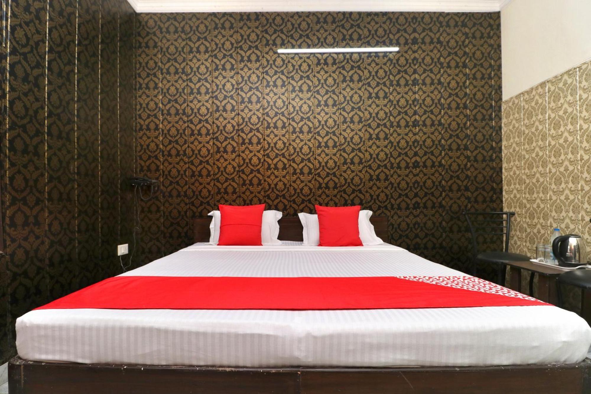 OYO 22090 Hotel Mall Residency Amritsar Exterior foto