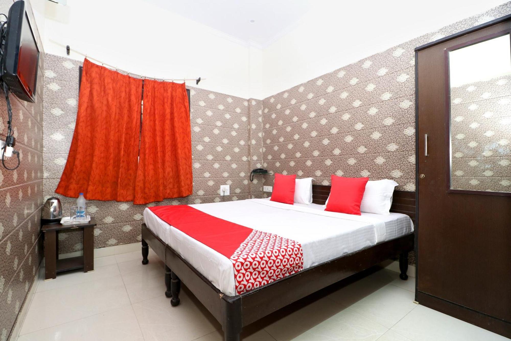 OYO 22090 Hotel Mall Residency Amritsar Exterior foto
